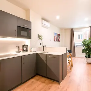  Apartment Riverside By Staynn Spain